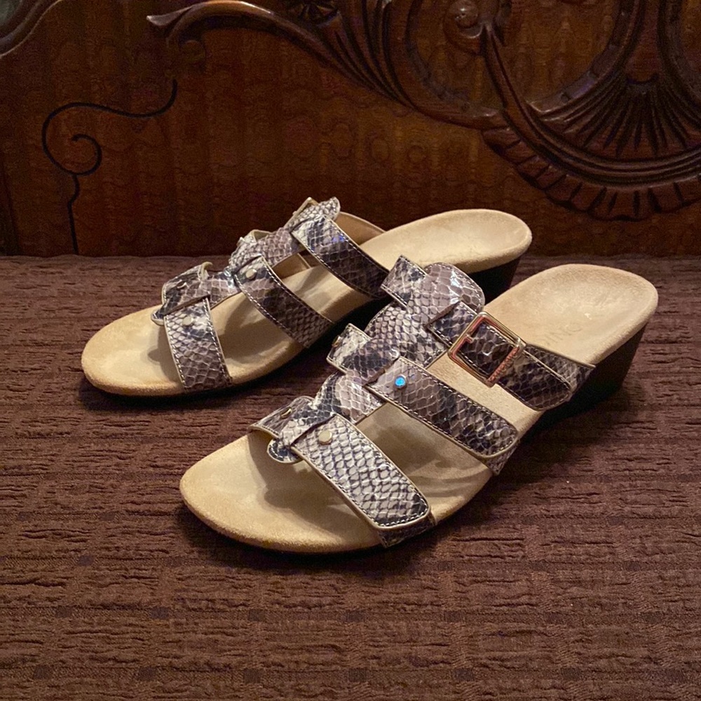 Vionic Sandals